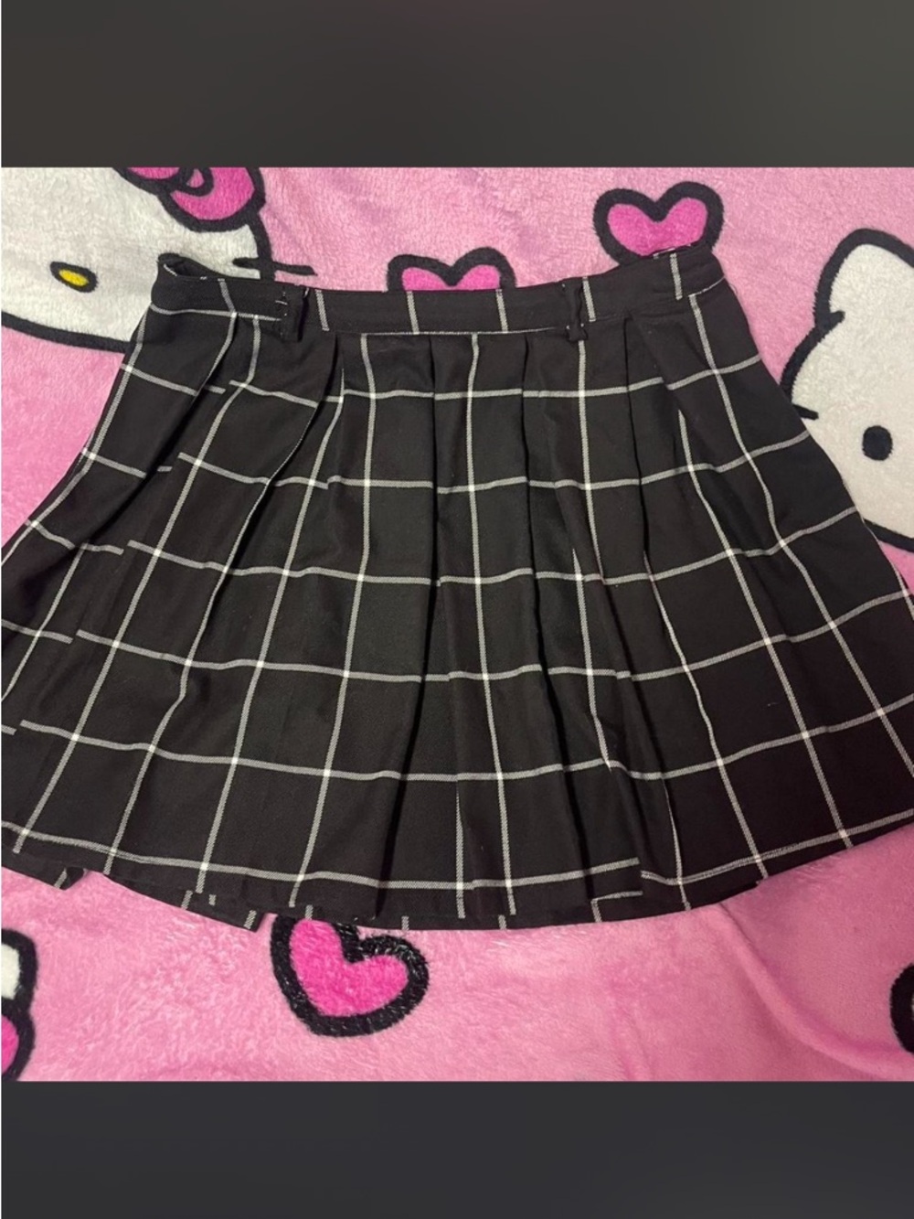 black grid pleated skirt